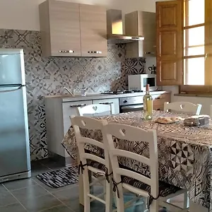 Casa Margherita Appartamento Càbras